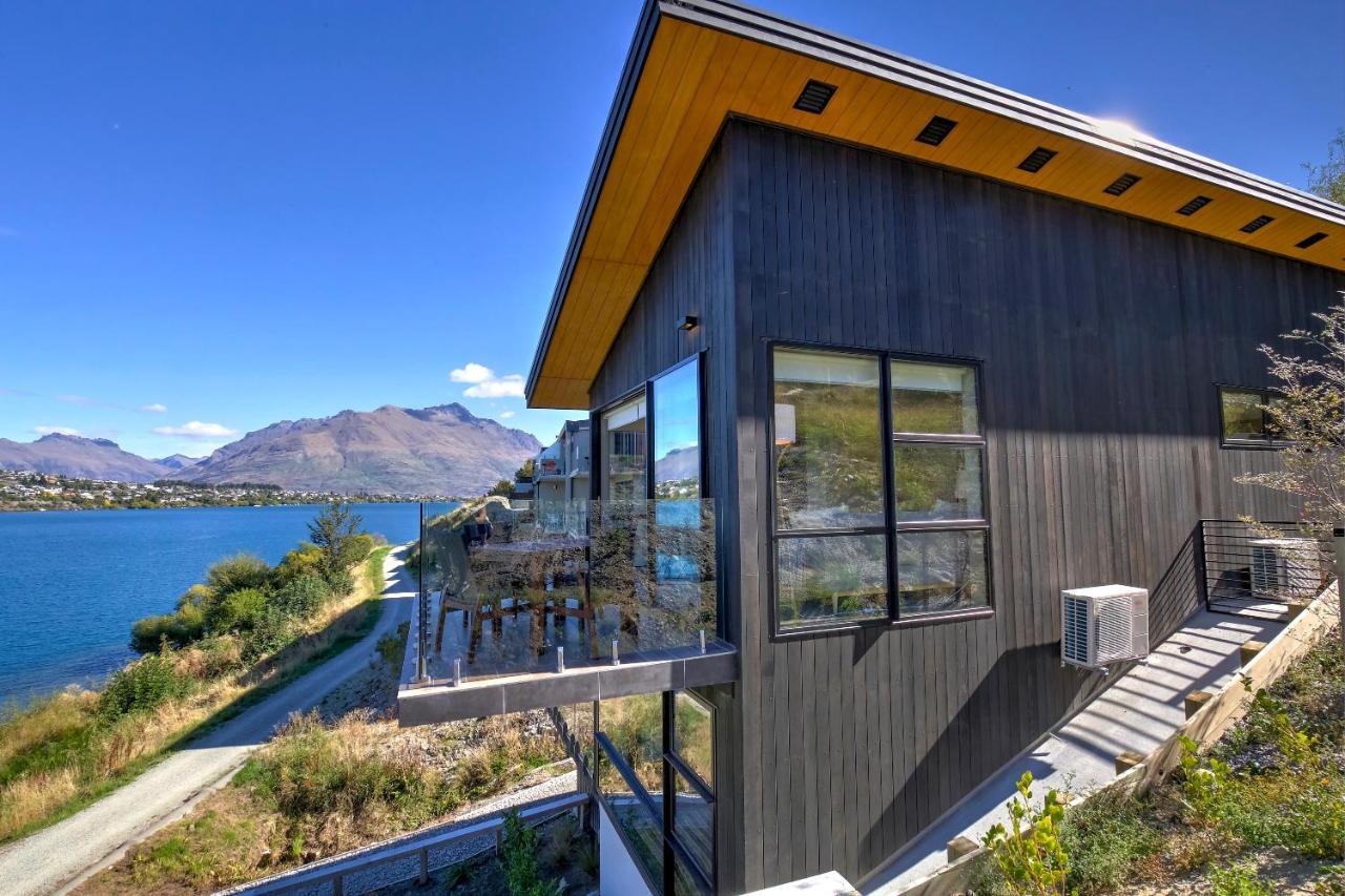 The Villa Lookout - Queenstown Holiday Villa ภายนอก รูปภาพ